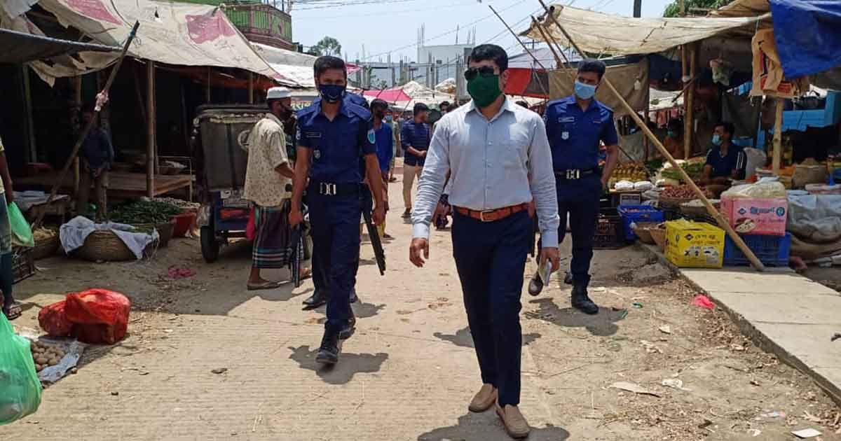 লকডাউনের ৩য় দিনে ৬৪ টি মামলায় ৬৪ জনকে অর্থদন্ড লকডাউনের ৩য় দিনে ৬৪ টি মামলা