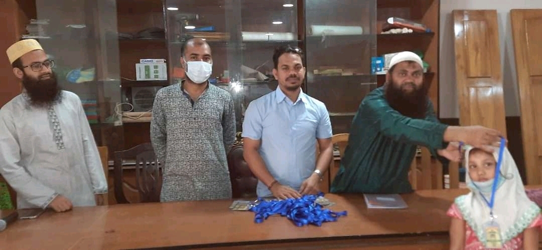 হবিগঞ্জে ভ্রাম্যমাণ কোরআন শিক্ষার্থীদের মাঝে পুরষ্কার বিতরণ হবিগঞ্জে ভ্রাম্যমাণ কোরআন শিক্ষার্থীদের মাঝে পুরষ্কার বিতরণ