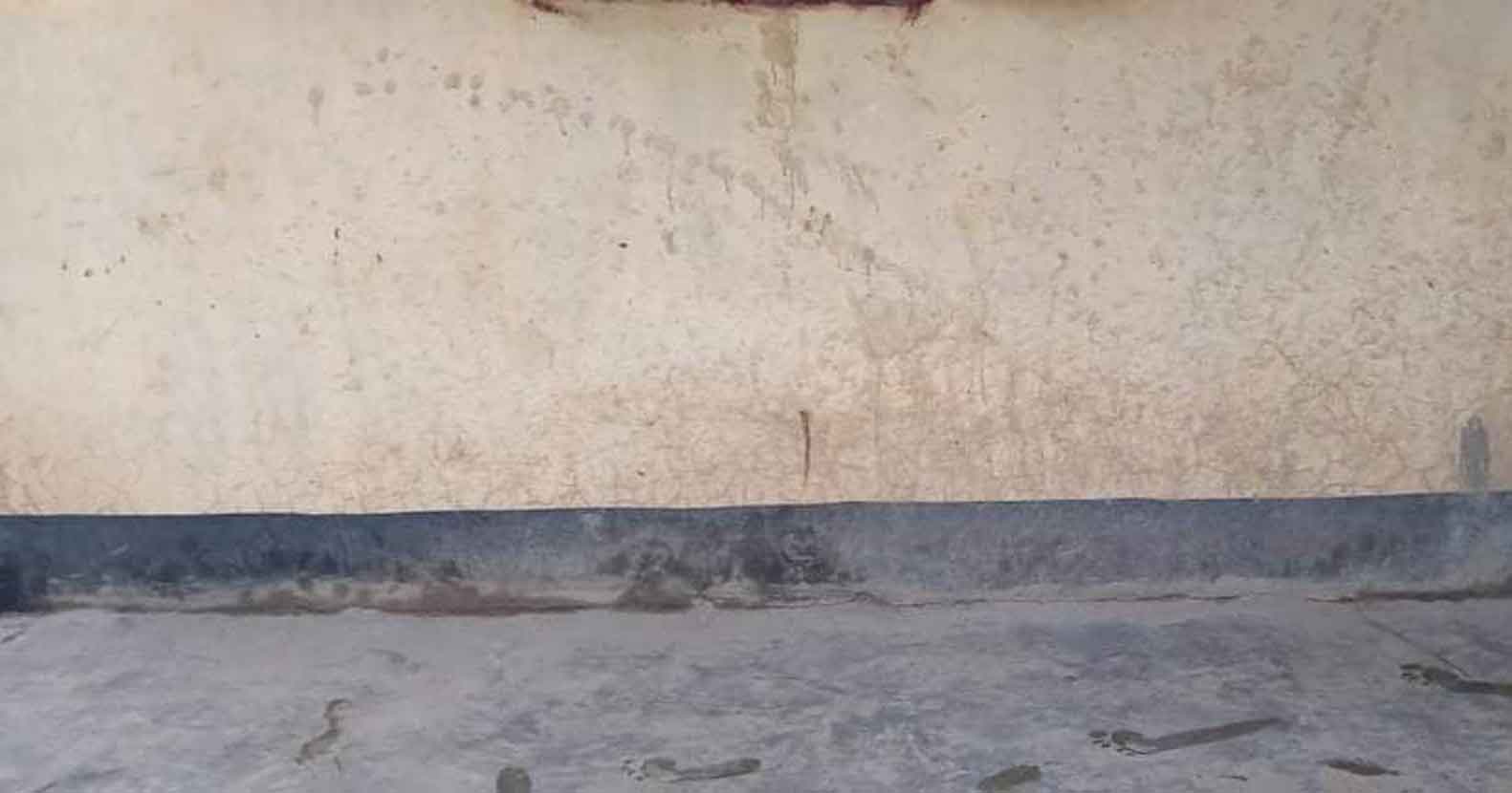 আজমিরীগঞ্জে মুজিববর্ষের আশ্রয়ন প্রকল্পের ঘরে দেখা দিয়েছে ফাটল আজমিরীগঞ্জে মুজিববর্ষের আশ্রয়ন প্রকল্পের ঘরে দেখা দিয়েছে ফাটল