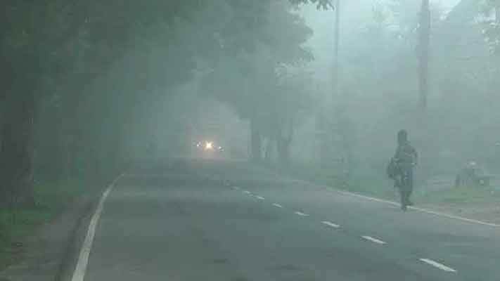 শীতে কাঁপছে শায়েস্তাগঞ্জ