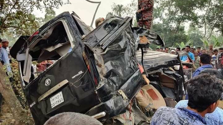 হবিগঞ্জে সড়ক দূর্ঘটনায় মাইক্রোবাসের ৮ যাত্রী নিহত