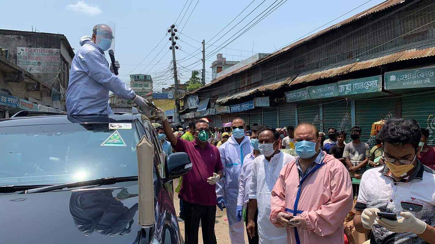 হবিগঞ্জ-শহরে-দরিদ্র-লোকজন-১০-টাকা-কেজির-চাল-পাচ্ছেন-বিনামূল্যে হবিগঞ্জ শহরে দরিদ্র লোকজন ১০ টাকা কেজির চাল পাচ্ছেন বিনামূল্যে