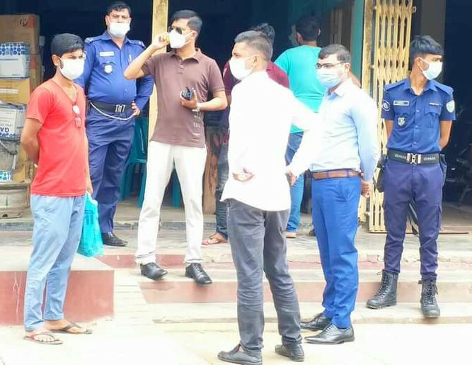 চুনারুঘাটে স্বাস্থ্যবিধি না মানায় জরিমানা