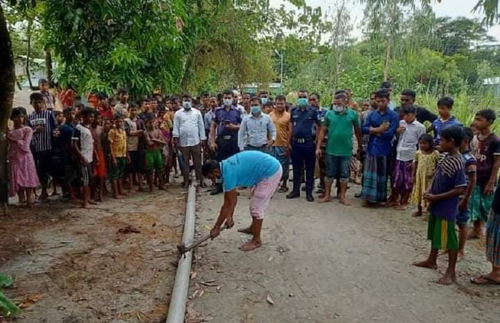 আজমিরীগঞ্জে ৫টি ড্রেজারসহ বালু উত্তোলনের সরঞ্জামাদি জব্দ করেছে প্রশাসন