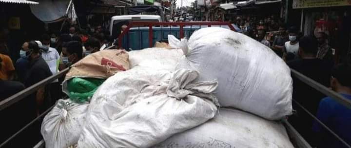 নবীগঞ্জে বিপুল পরিমাণ অবৈধ পলিথিন জব্দ নবীগঞ্জে বিপুল পরিমাণ অবৈধ পলিথিন জব্দ