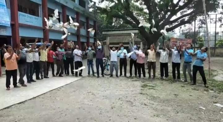 বানিয়াচংয়ে শিকারীকে আটক করে ২৫টি বক উদ্ধার বানিয়াচংয়ে শিকারীকে আটক করে ২৫টি বক উদ্ধার