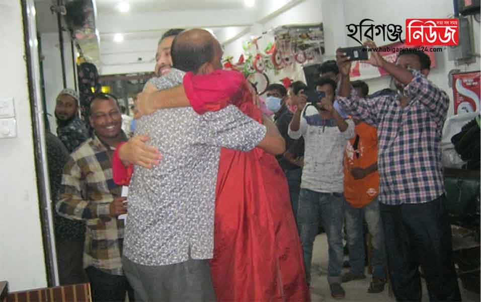 শায়েস্তাগঞ্জে মেয়র প্রার্থী মোঃ সারোয়ার আলম শাকিল এর গণ সংযোগ