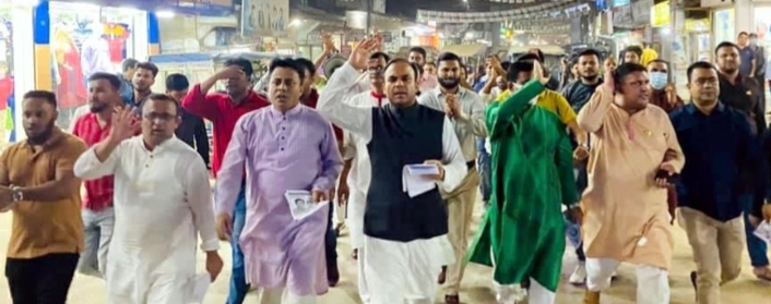 নৌকার পক্ষে কেন্দ্রীয় যুবলীগ নেতৃবৃন্দের গণসংযোগ