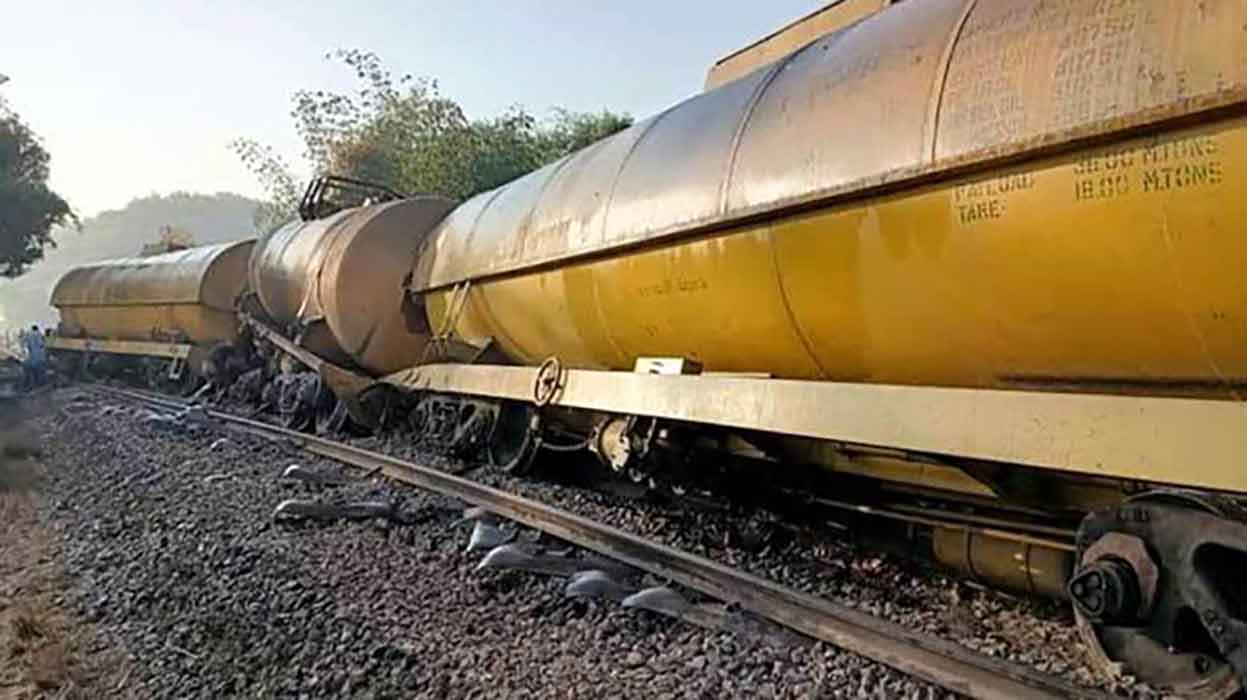 আবারো সিলেটের সঙ্গে সারাদেশের রেল যোগাযোগ বন্ধ