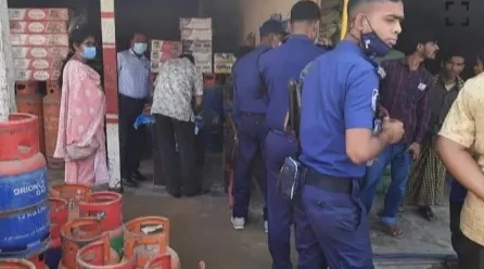 মাধবপুরের ৪ টি ব্যবসা প্রতিষ্ঠানকে জরিমানা