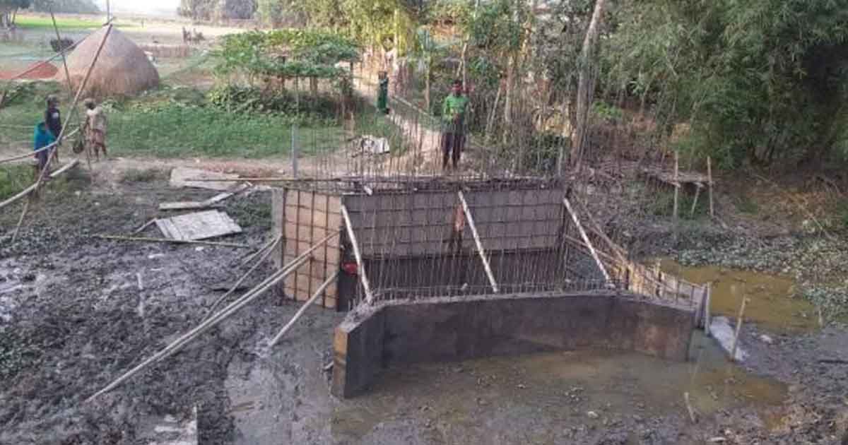 নবীগঞ্জের শাখাবরাক নদীর পানি প্রবাহ বন্ধ করে কালভার্ট নির্মাণ