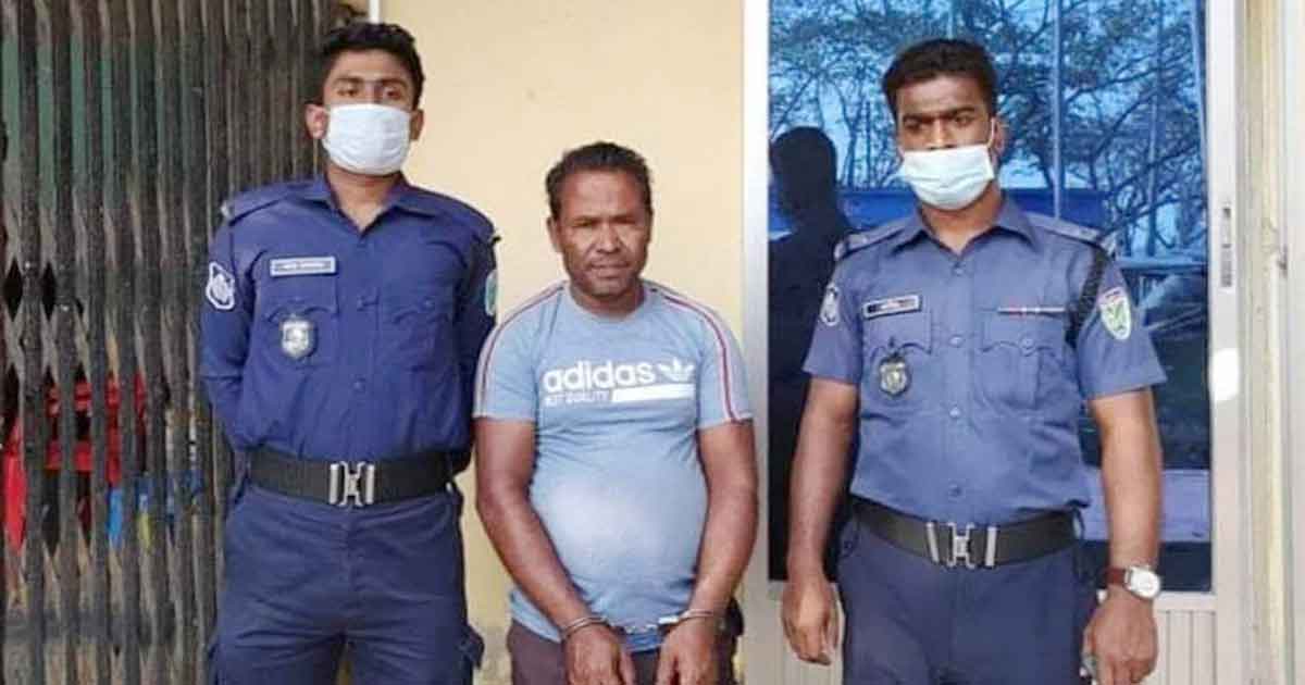 শায়েস্তাগঞ্জে ইভটিজার আটক