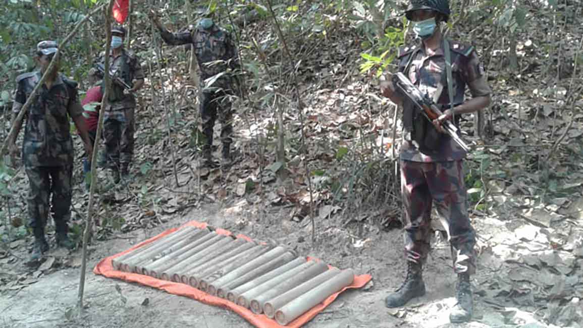 সাতছড়ি থেকে ১৮টি রকেট লঞ্চারের গোলা উদ্ধার