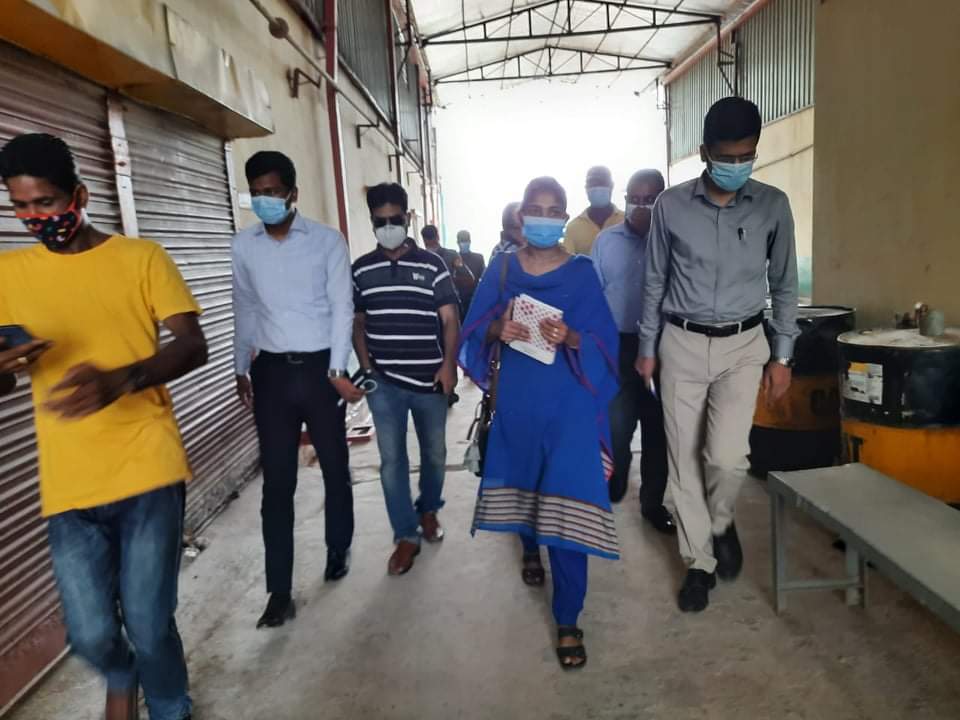 হাইকোর্টের নির্দেশে মার কোম্পানির ফ্যাক্টরি সিলগালা করলো প্রশাসন