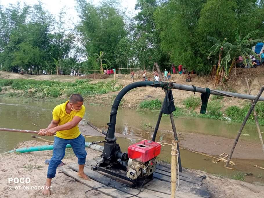 চুনারুঘাটে অবৈধভাবে বালু উত্তোলনকারীদের বিরুদ্ধে উপজেলা প্রশাসনের অভিযান