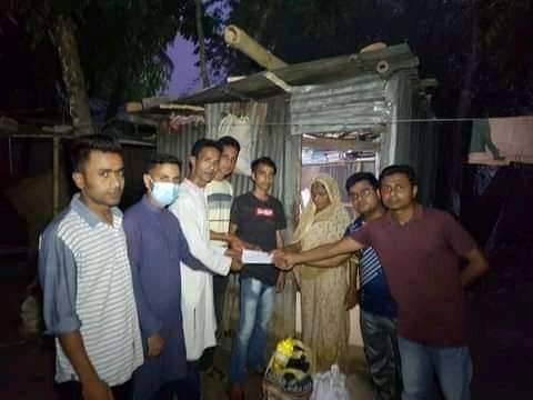 ফেসবুকের কল্যাণে ফরম ফিলাপের টাকা পেল মেধাবী ছাত্র কাওসার