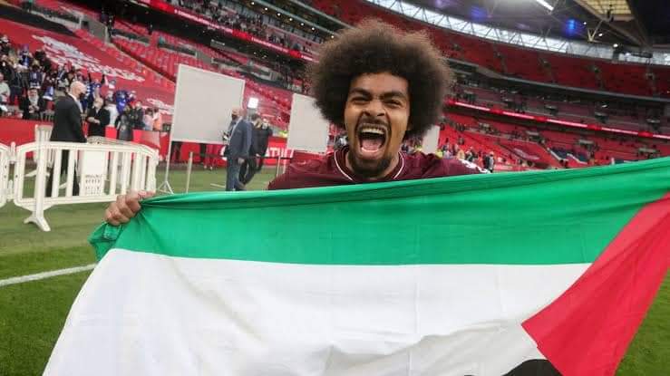 হবিগঞ্জের হামজা এফএ কাপ জিতে উড়ালেন ফিলিস্তিনের পতাকা