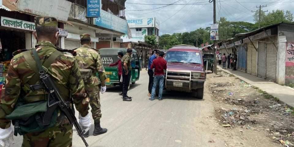 লকডাউনের ২য় দিনে জেলায় ৫৫জনকে মামলা ও জরিমানা