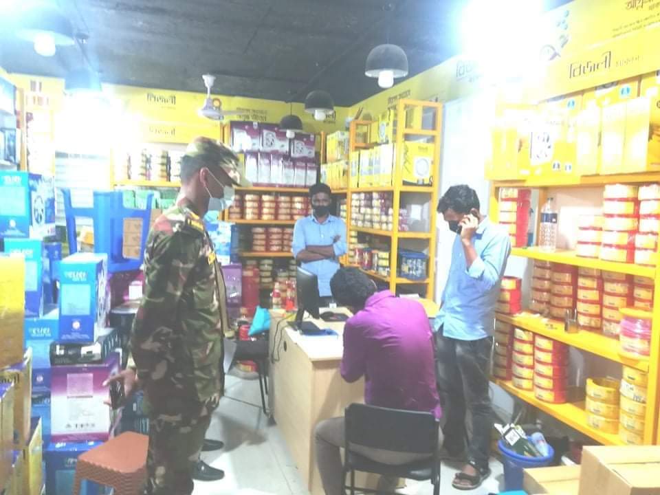 মাধবপুরে লকডাউন বাস্তবায়নে ৬ষ্ঠ দিনেও কঠোর অবস্থানে প্রশাসন