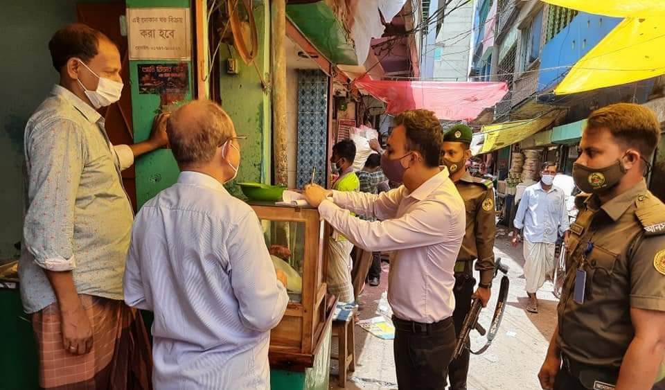 মাধবপুরে লকডাউনের ৩য় দিনে প্রশাসনের অভিযান