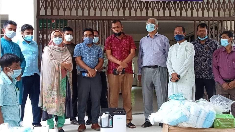 বানিয়াচং স্বাস্থ্য কমপ্লেক্সে ডাঃ জীবন ও তার পরিবারের পক্ষ থেকে স্বাস্থ্যসামগ্রী প্রদান