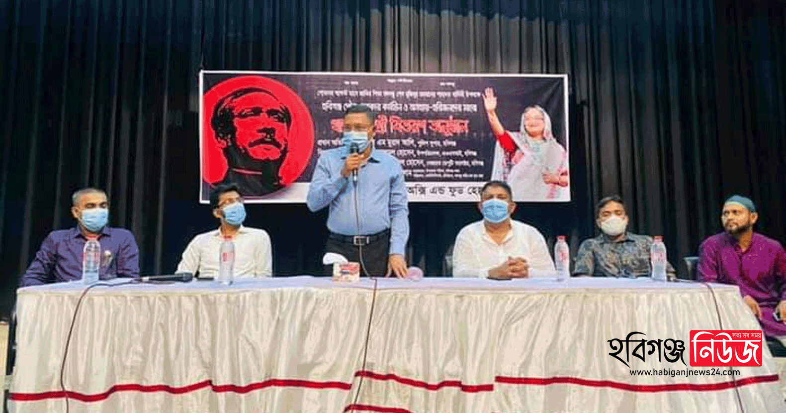 বঙ্গবন্ধু অক্সি এন্ড ফুড হেল্প'র উদ্যোগে খাদ্যসামগ্রী বিতরণ বঙ্গবন্ধু অক্সি এন্ড ফুড হেল্প'র উদ্যোগে খাদ্যসামগ্রী বিতরণ