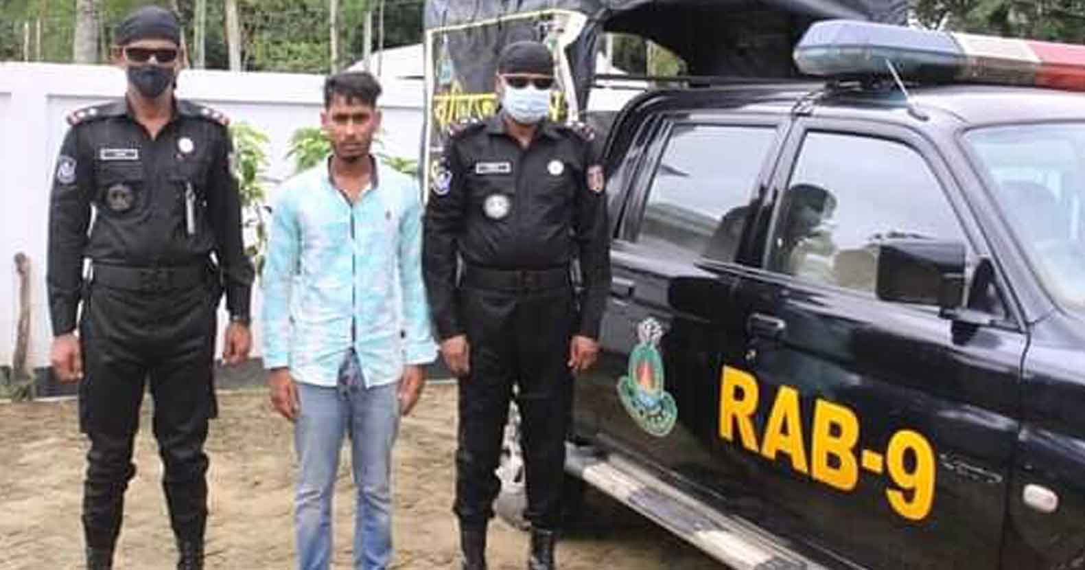 বাহুবলে-৪৯৫-পিস-ইয়াবাসহ-মাদক-ব্যবসায়ী-গ্রেফতার বাহুবলে ৪৯৫ পিস ইয়াবাসহ মাদক ব্যবসায়ী গ্রেফতার