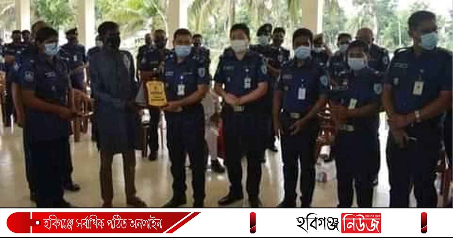 হবিগঞ্জ জেলার শ্রেষ্ঠ ওসি বানিয়াচং থানার এমরান হোসেন