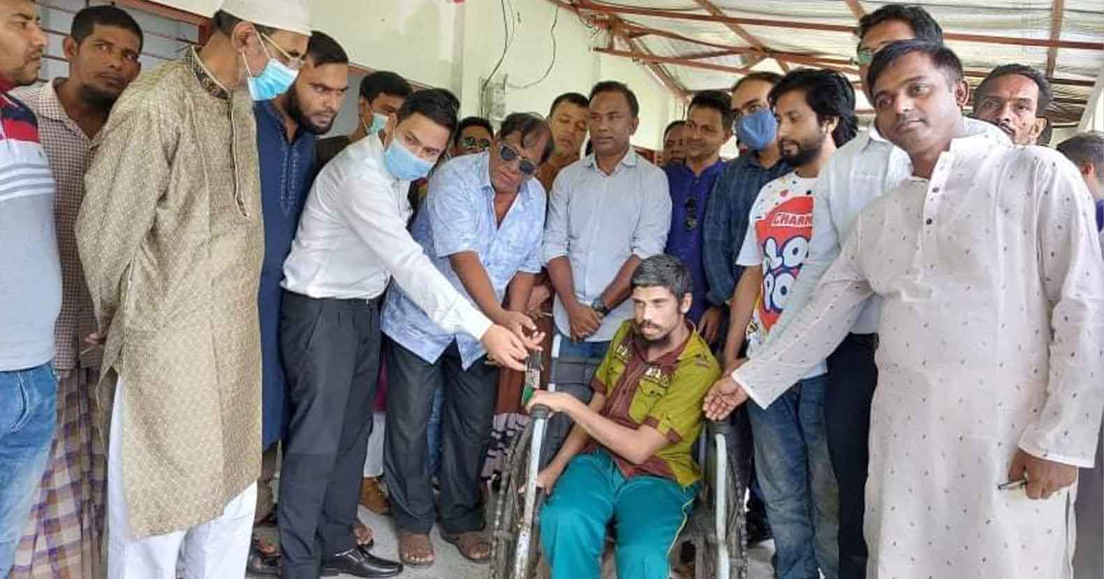 একটি সামাজিক উদ্যোগ অসহায় পরিবারকে নতুন করে বেচে থাকার স্বপ্ন দেখাচ্ছে