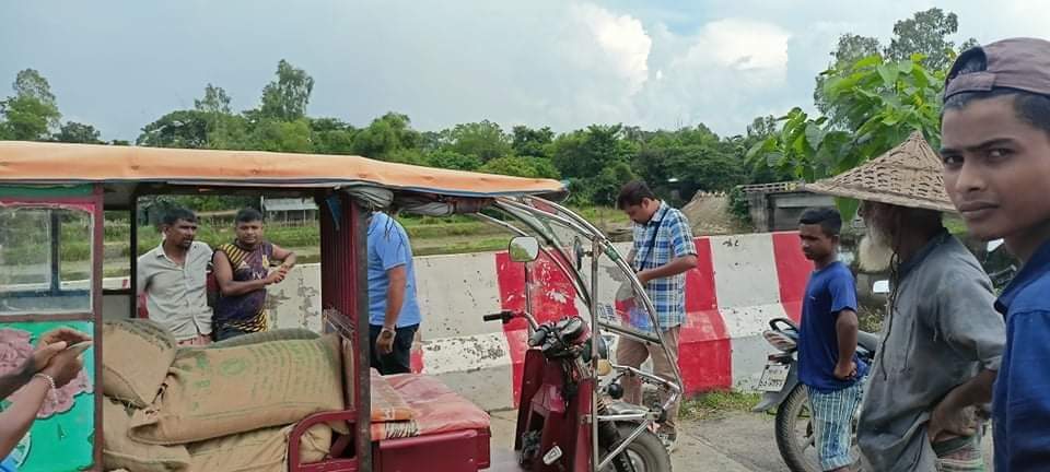 বানিয়াচংয়ে পাচারকালে ১৪ বস্তা ভিজিডি’র চাল জব্দ, আটক ২