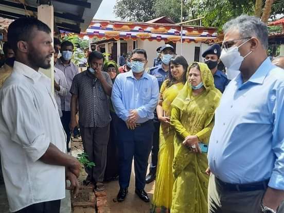 বাহুবলে ভূমিহীনদের আশ্রয়ণ প্রকল্প পরিদর্শন করেন প্রধানমন্ত্রীর মুখ্য সচিব ড.আহমদ কায়কাউস বাহুবলে ভূমিহীনদের আশ্রয়ণ প্রকল্প পরিদর্শন করেন প্রধানমন্ত্রীর মুখ্য সচিব ড.আহমদ কায়কাউস