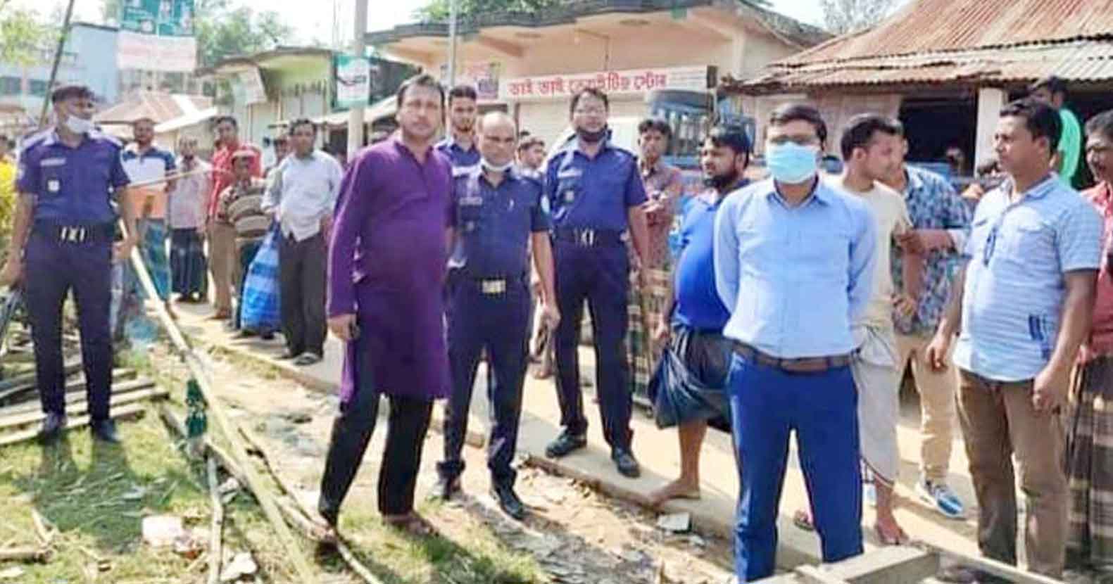 চুনারুঘাটে অবৈধ স্থাপনা উচ্ছেদ