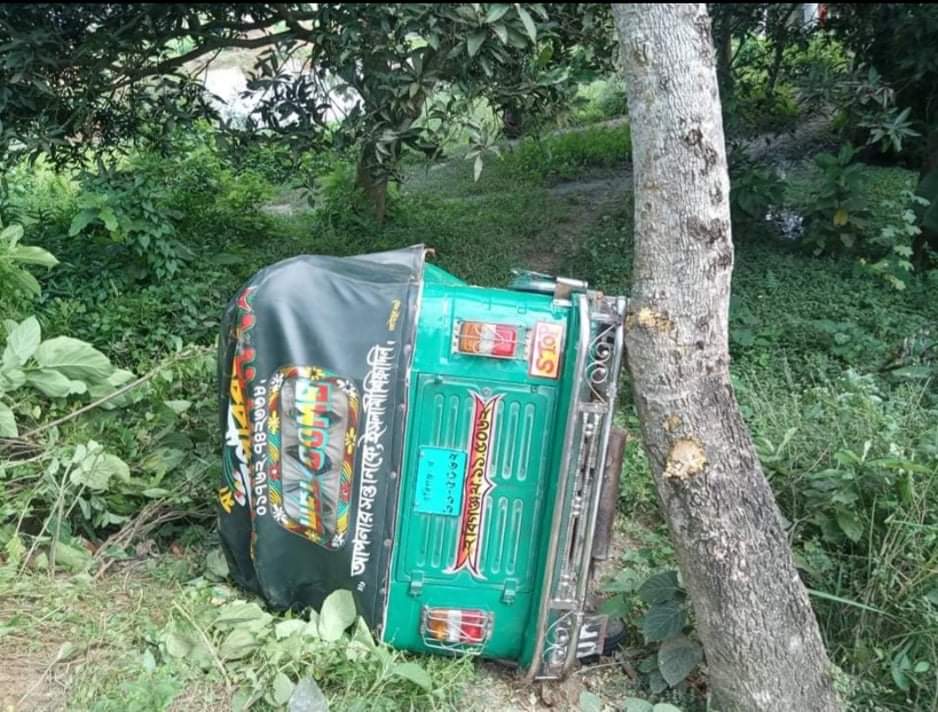 লাখাইয়ে সড়ক দুর্ঘটনায় আহত ২ লাখাইয়ে সড়ক দুর্ঘটনায় আহত ২
