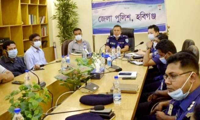 হাসপাতাল কর্তৃপক্ষের সাথে পুলিশ সুপারের মতবিনিময় সভা