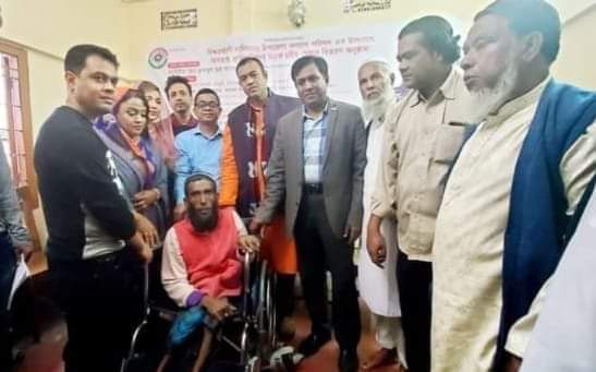 বানিয়াচংয়ে প্রবাসীদের উদ্যোগে ৪৫ জন প্রতিবন্ধী পেল হুইল চেয়ার