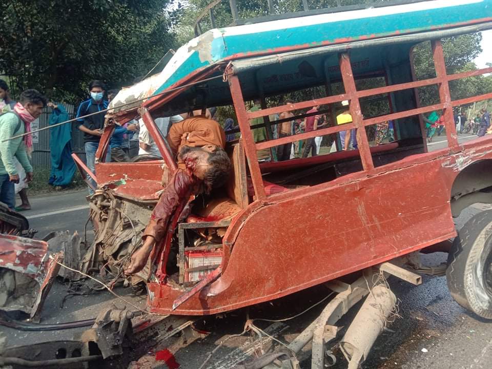 মাধবপুরে সড়ক দুর্ঘটনায় নিহত ১ গুরুতর আহত অনেক