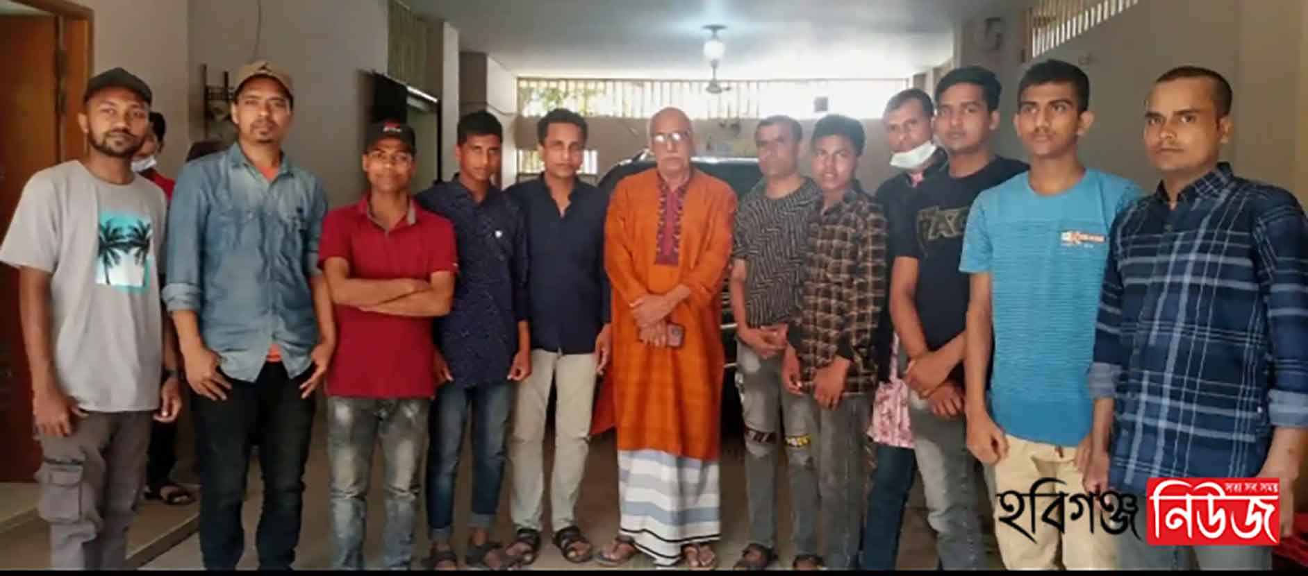 এমপি মজিদ খানের সাথে সাক্ষাৎ করলো লিবিয়া ফিরত ১১ যুবক