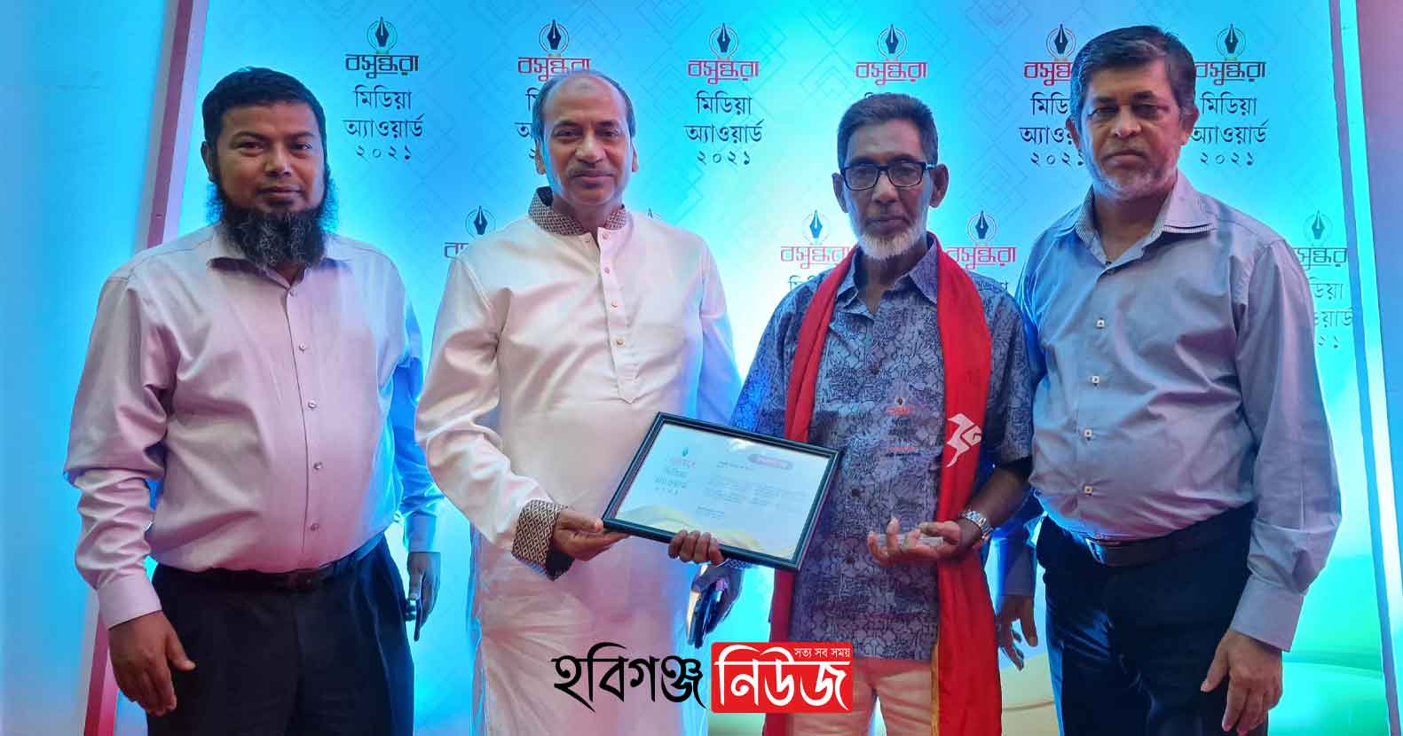 সাংবাদিকতায় বসুন্ধরা গুণীজন মিডিয়া অ্যাওয়ার্ড পেলেন হবিগঞ্জের ফজলে নূর ইসমত