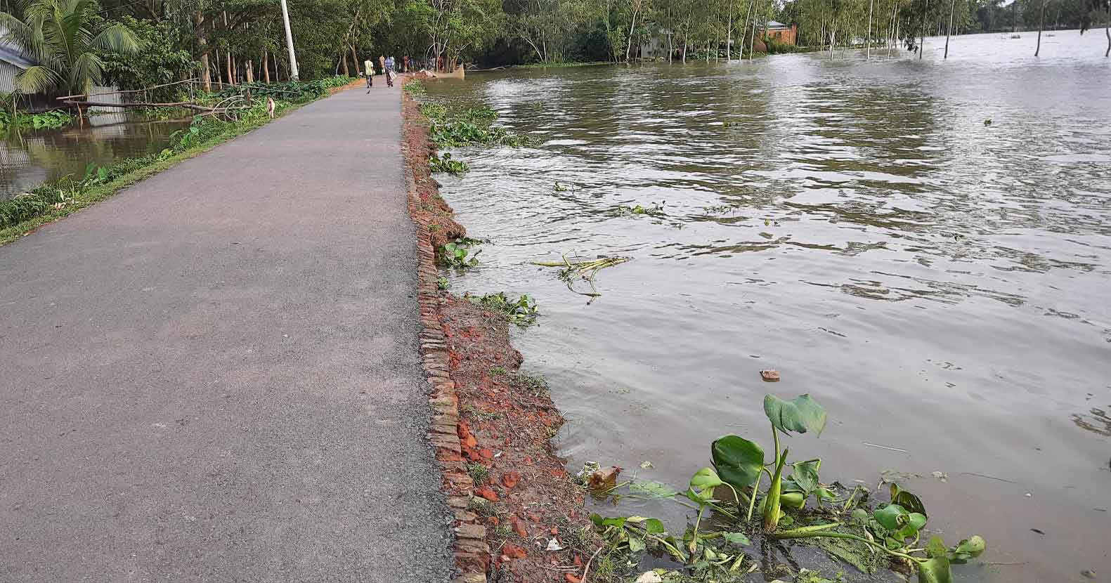 লাখাইয়ে সার্বিক বন্যা পরিস্থিতির অবনতি, জনদূর্ভোগ চরমে