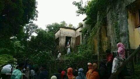 বানিয়াচংয়ে স্কুল ছাত্রীর ফাঁস লাগানো ঝুলন্ত মরদেহ উদ্ধার বানিয়াচংয়ে স্কুল ছাত্রীর ফাঁস লাগানো ঝুলন্ত মরদেহ উদ্ধার