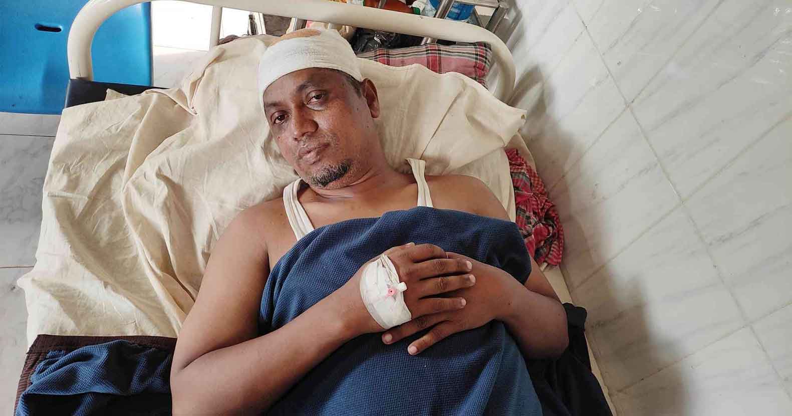 নবীগঞ্জে সাংবাদিক সুলতানকে কুপিয়ে জখম