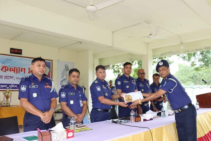 জেলার শ্রেষ্ঠ অফিসার ইনচার্জ হলেন মো: মাসুক আলী