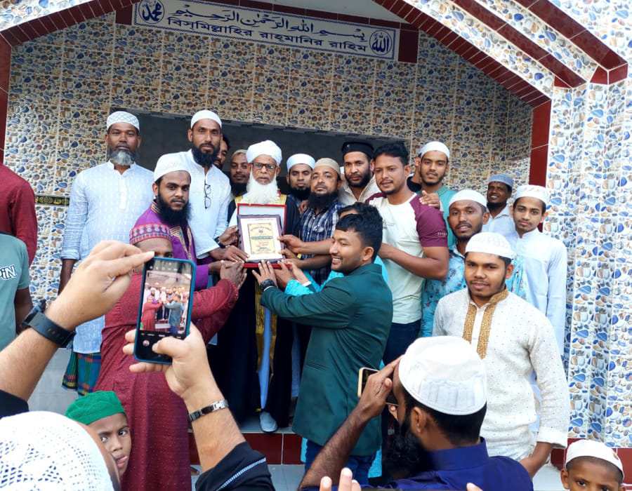 লাখাইয়ে ইমামকে রাজকীয়ভাবে অবসরজনিত বিদায় সংবর্ধনা