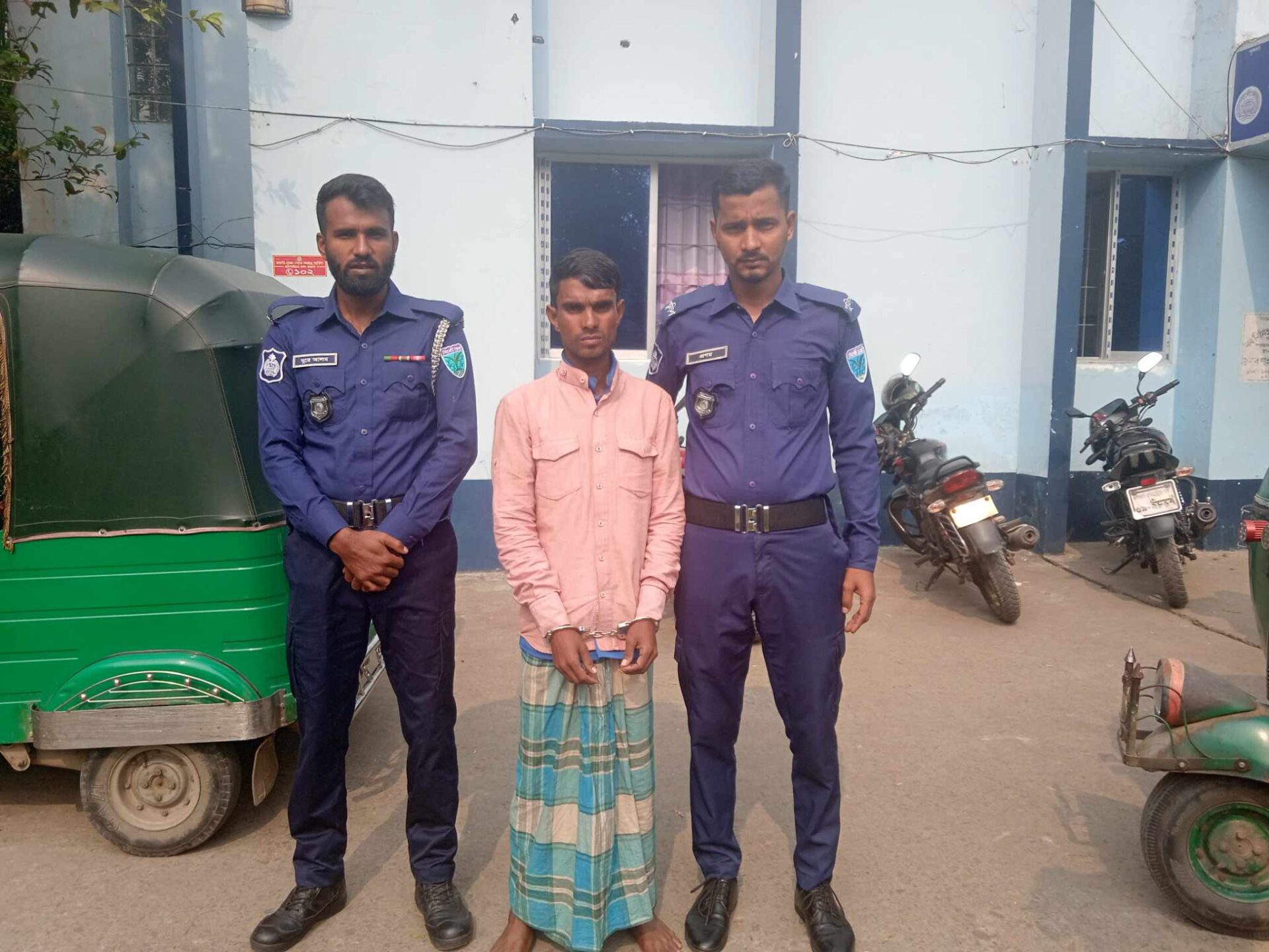 লাখাইয়ে হত্যা মামলার আসামি সবুজ সরকার গ্রেফতার