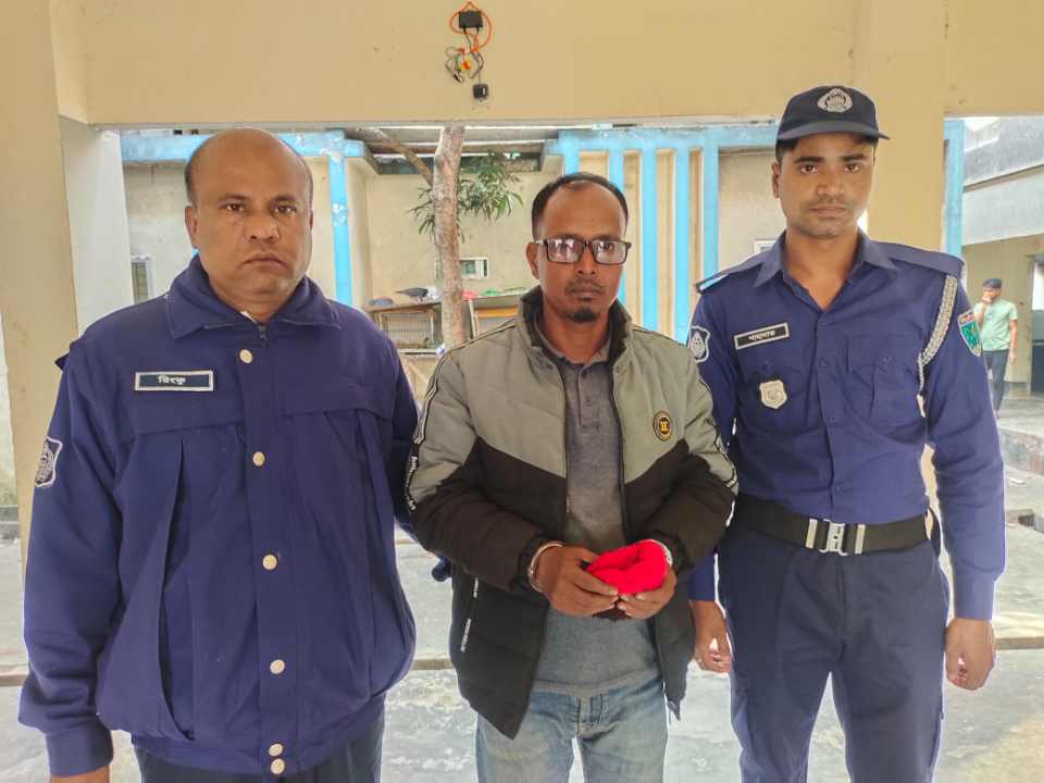 ছাত্রলীগ সেক্রেটারি মাহি’র ভাই আটক অত:পর কারাগারে প্রেরণ