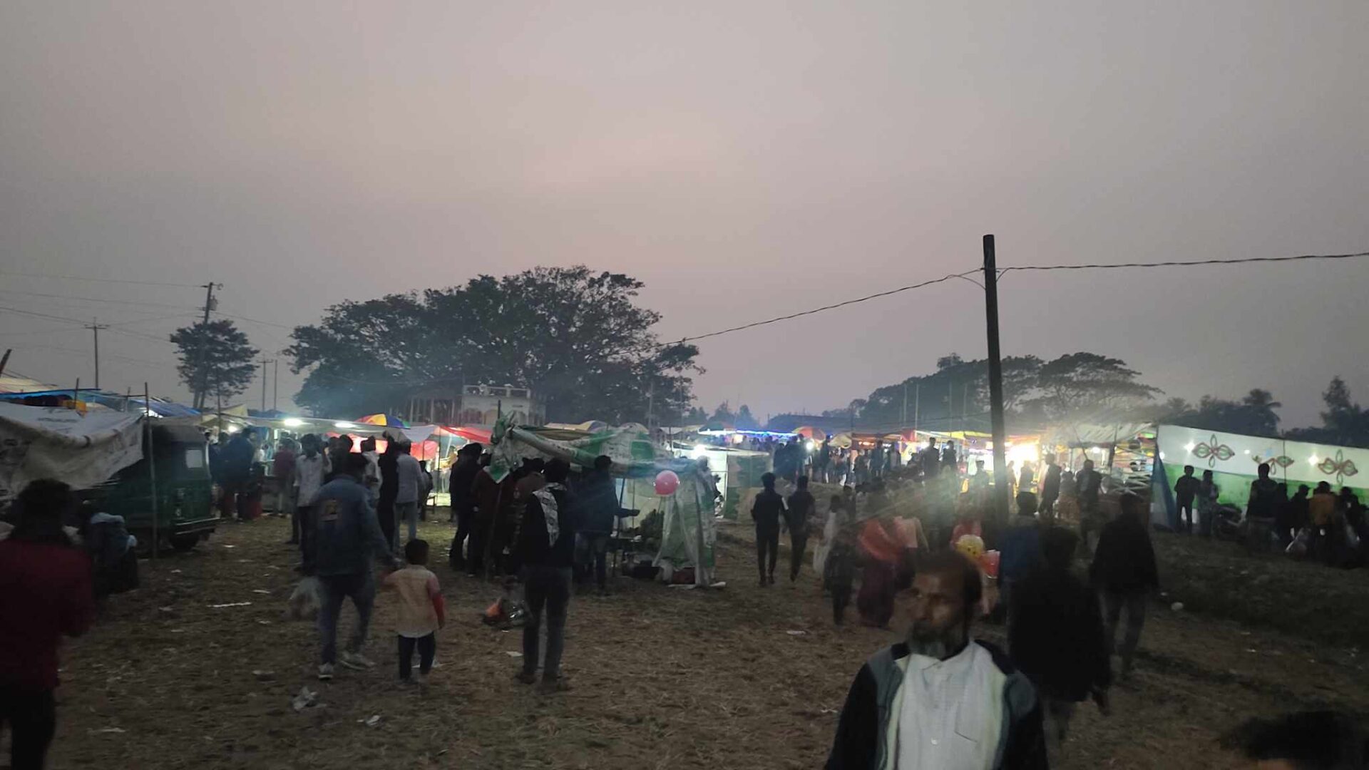 আজমিরীগঞ্জ পৌষ সংক্রান্তি মেলায় জন মানুষের ঢল