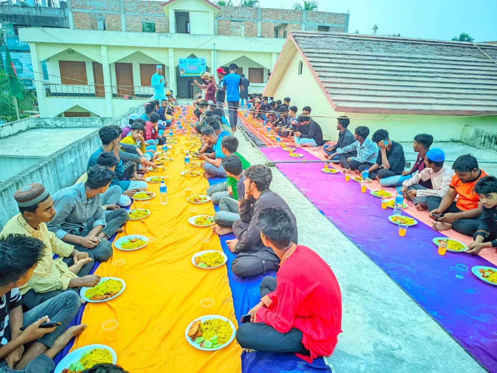 চুনারুঘাটে ইউনিয়ন ছাত্রদলের পক্ষ থেকে ইফতার মাহফিলে মিলনমেলা