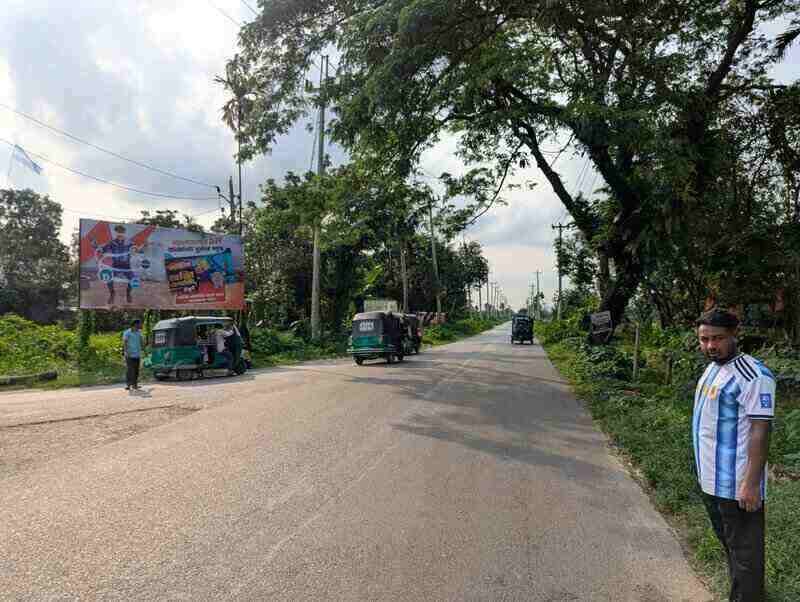 শায়েস্তাগঞ্জ-হবিগঞ্জ সড়কের কলিমনগরে স্পিডব্রেকারের দাবি স্থানীয়দের শায়েস্তাগঞ্জ-হবিগঞ্জ সড়কের কলিমনগরে স্পিডব্রেকারের দাবি স্থানীয়দের
