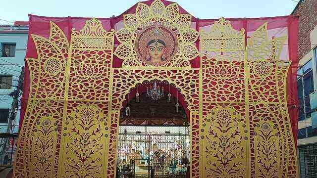 মাধবপুরে সার্বজনীন না হয়েও ১৫ ঘরোয়া মণ্ডপ পেল সরকারি অনুদান, ক্ষোভ প্রকাশ করলেন অনেকে